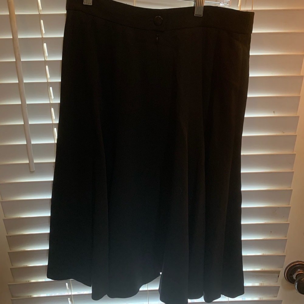 Escada pleated skirt size 40 (10)